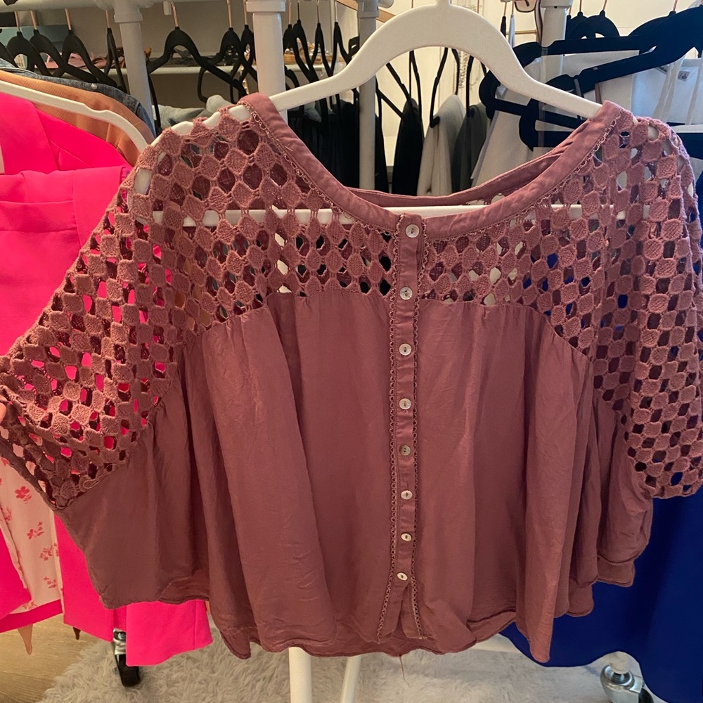 Cropped blouse top